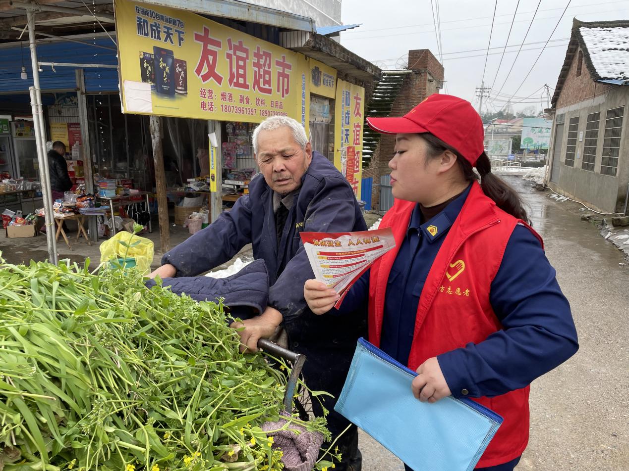 板桥乡：消防培训进乡村，安全知识送到家